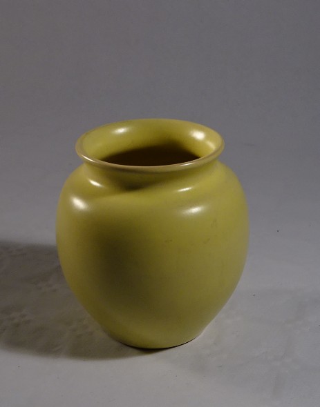 kleine gelbe bückeburg blumenvase kleine gelbe bückeburg blumenvase