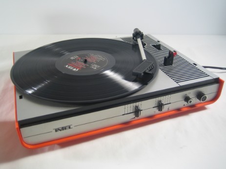 Plattenspieler Intel orange 70er design pop art kult sevenies Plattenspieler Intel orange 70er design pop art kult sevenies