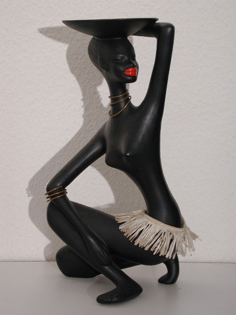 keramikstatuette black beauty, gmünder keramik 1089 kniend mit schale um 1960 keramikstatuette black beauty, kniend mit schale um 1960