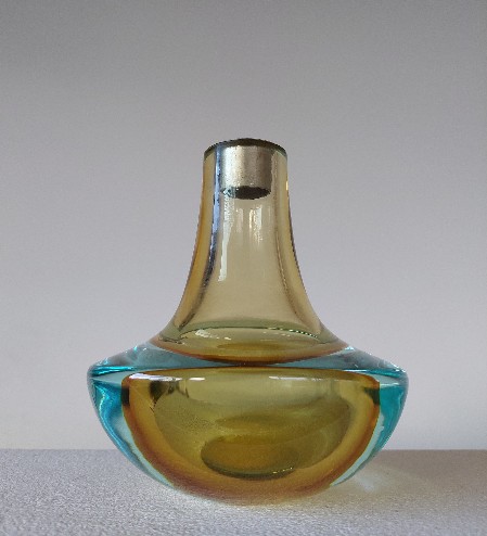 mario pinzoni sommerso vase 1968 seguso vetri d'arte murano