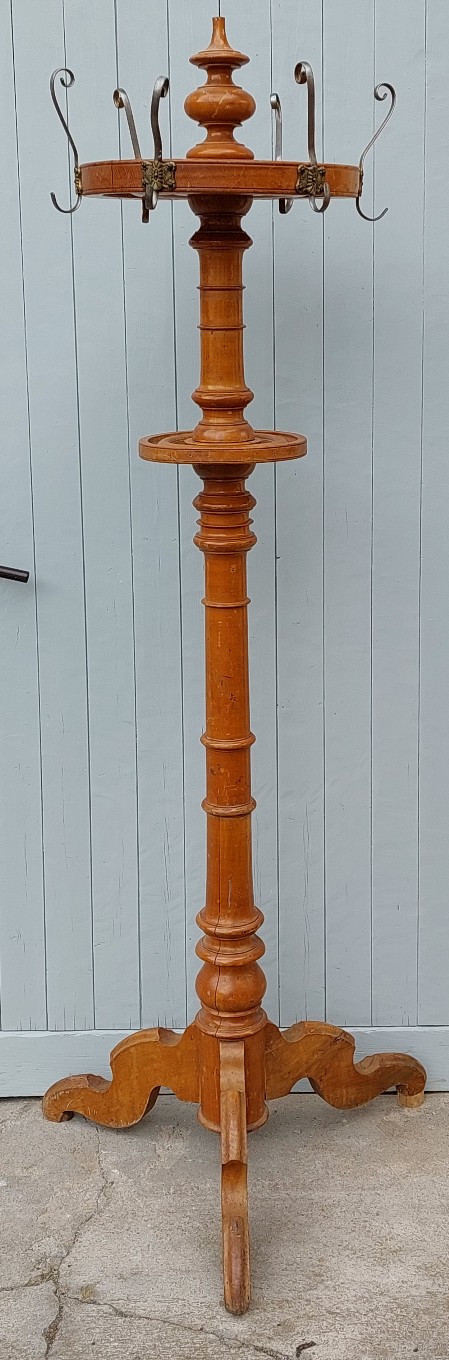 riesige jugendstil stand garderobe aus holz um 1900 riesige jugendstil garderobe aus holz um 1900